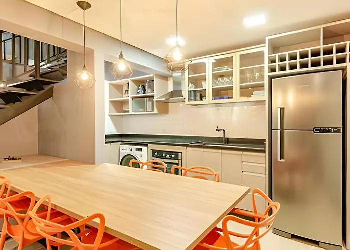 Duplex Incrivel, 2 Quartos, Varanda, 2 Vagas Batel By Urooms