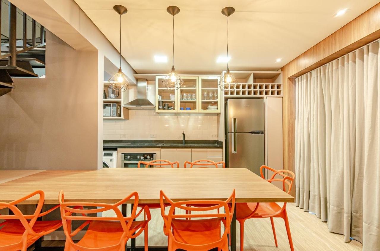 Duplex Incrivel, 2 Quartos, Varanda, 2 Vagas Batel By Urooms