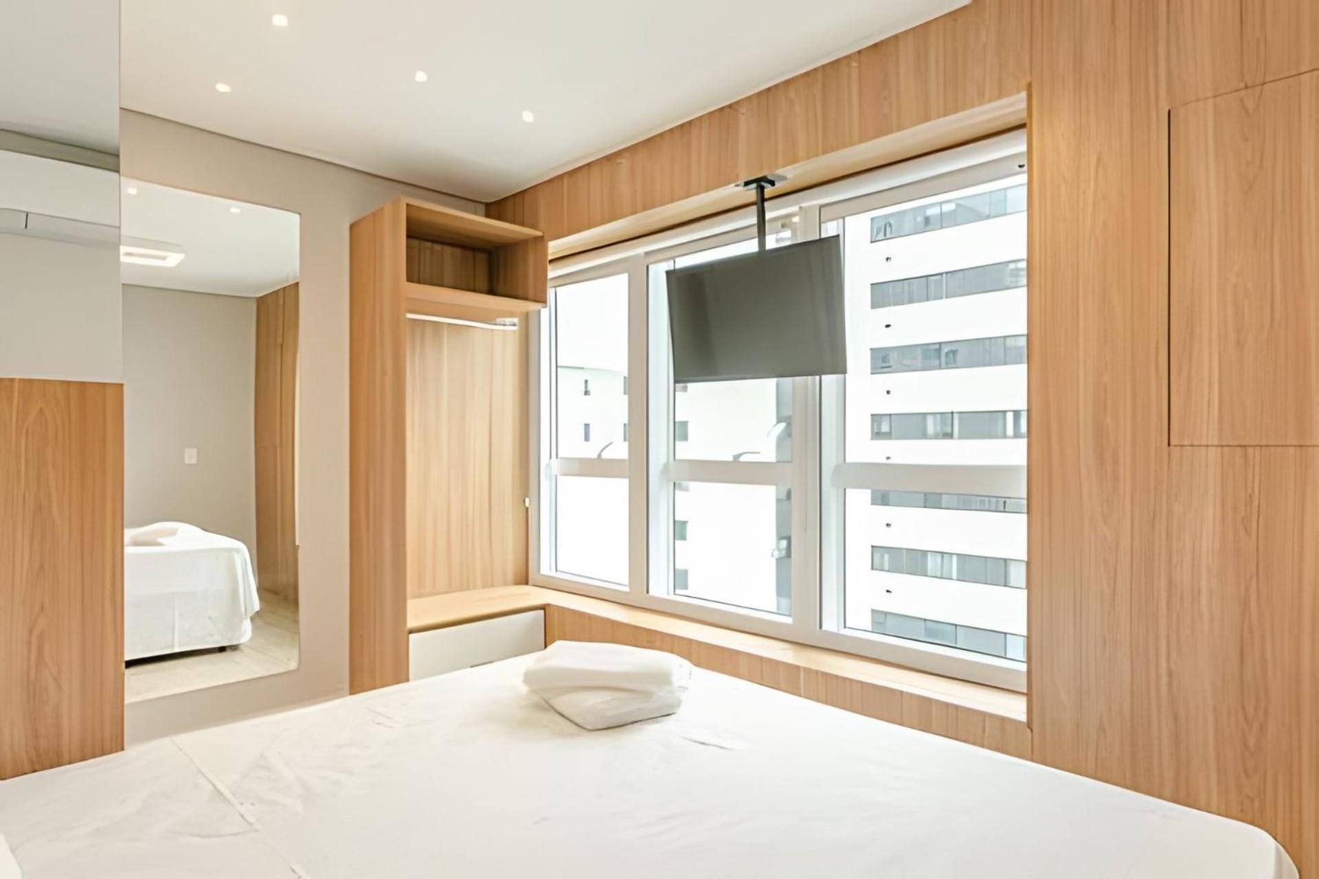 Duplex Incrivel, 2 Quartos, Varanda, 2 Vagas Batel By Urooms * Curitiba