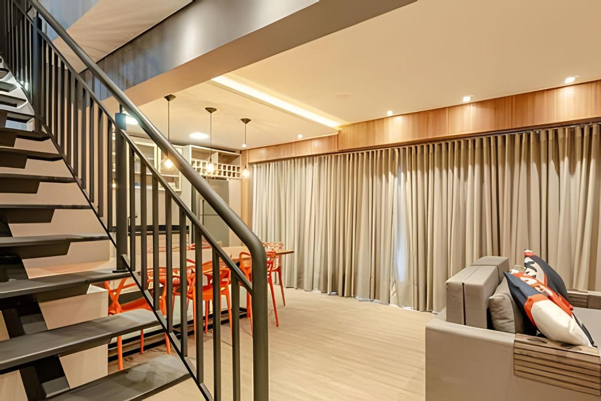 Duplex Incrivel, 2 Quartos, Varanda, 2 Vagas Batel By Urooms