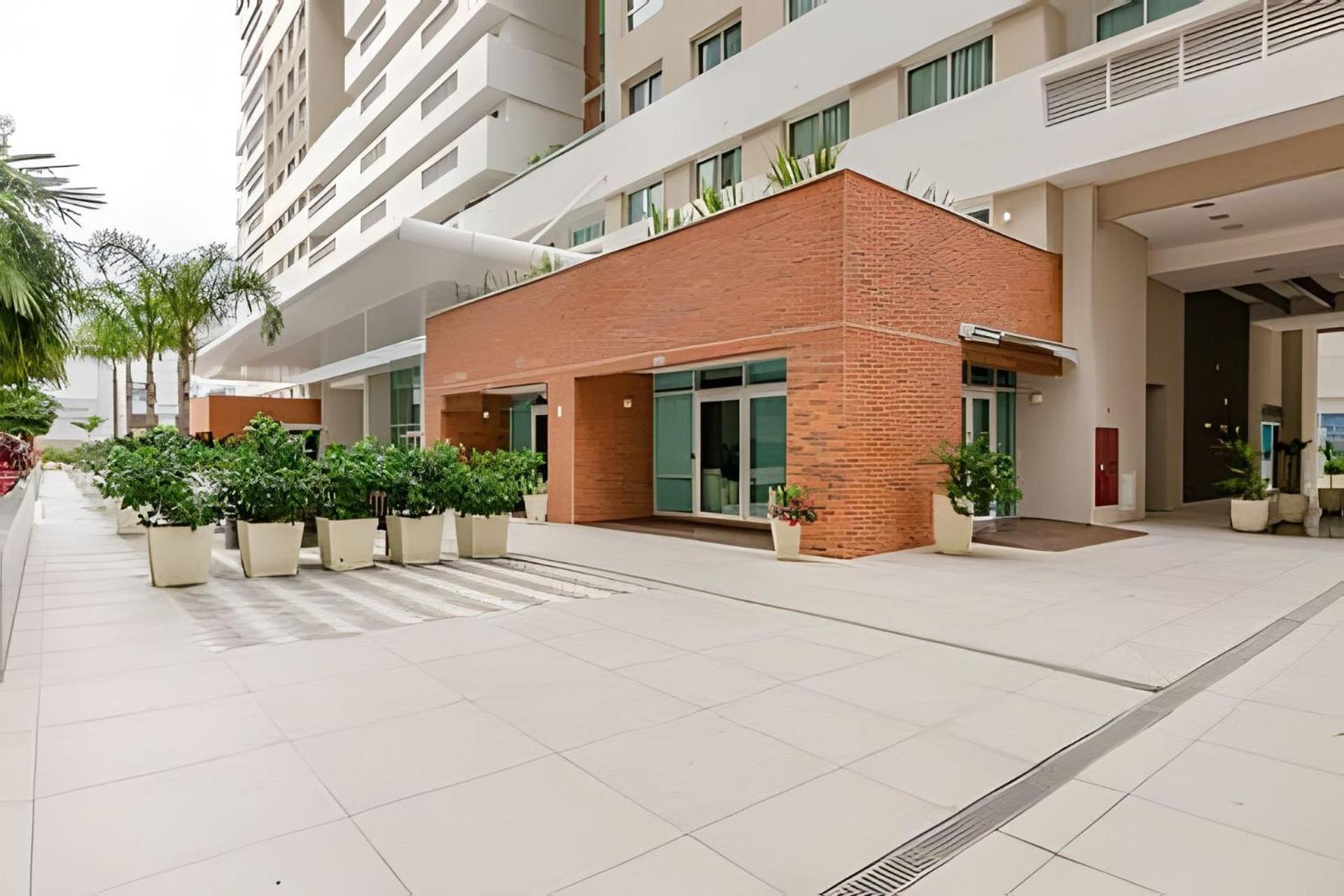 Duplex Incrivel, 2 Quartos, Varanda, 2 Vagas Batel By Urooms Apartment