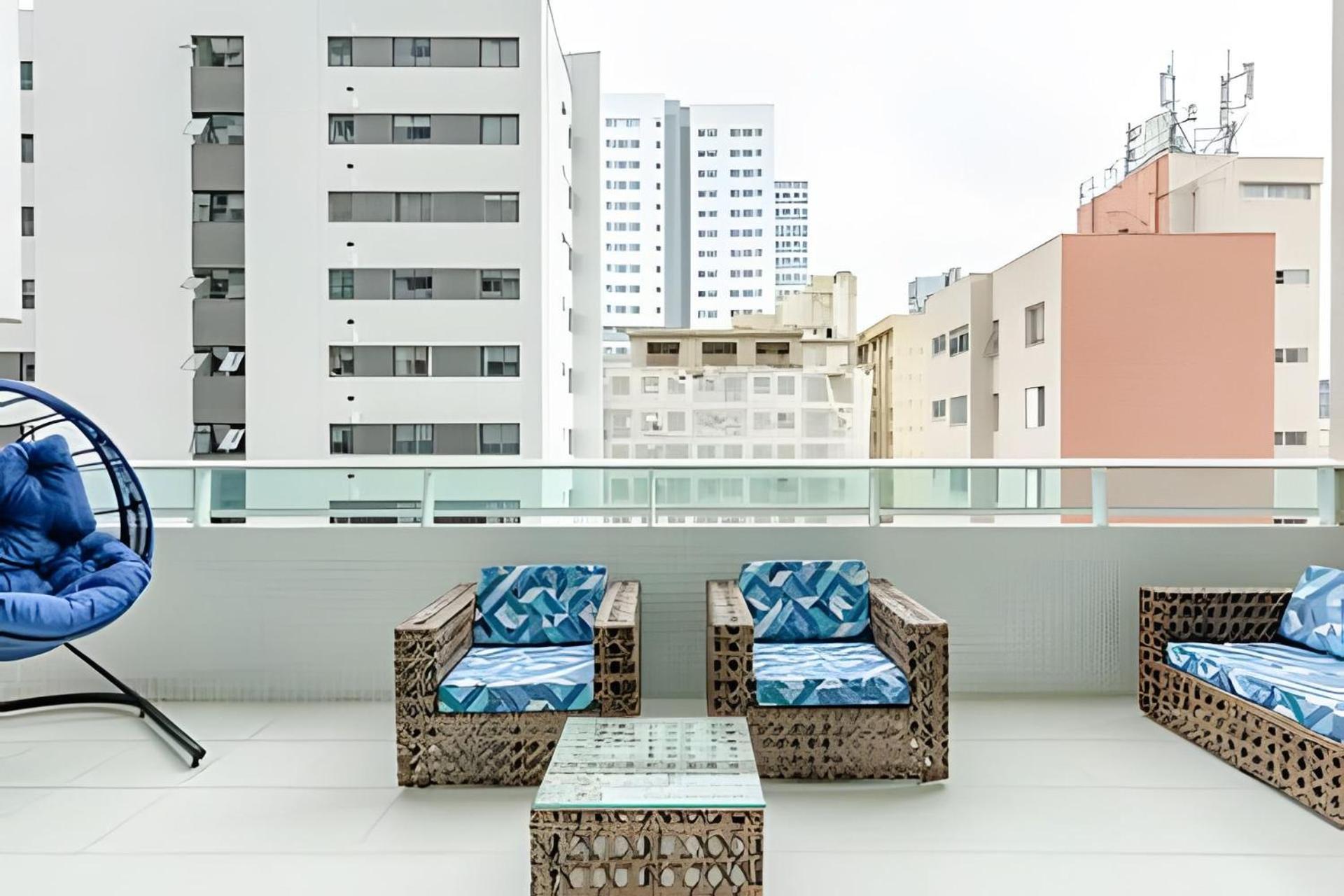 Duplex Incrivel, 2 Quartos, Varanda, 2 Vagas Batel By Urooms *